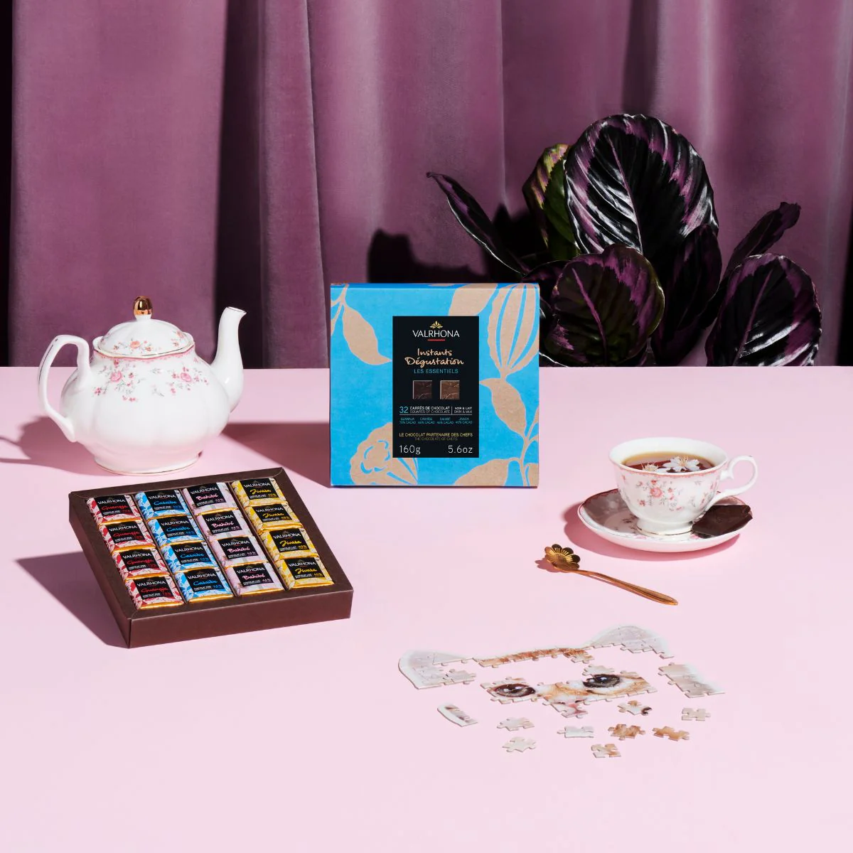 Coffret 32 carrés de chocolat noir et lait - 160g - Image 4